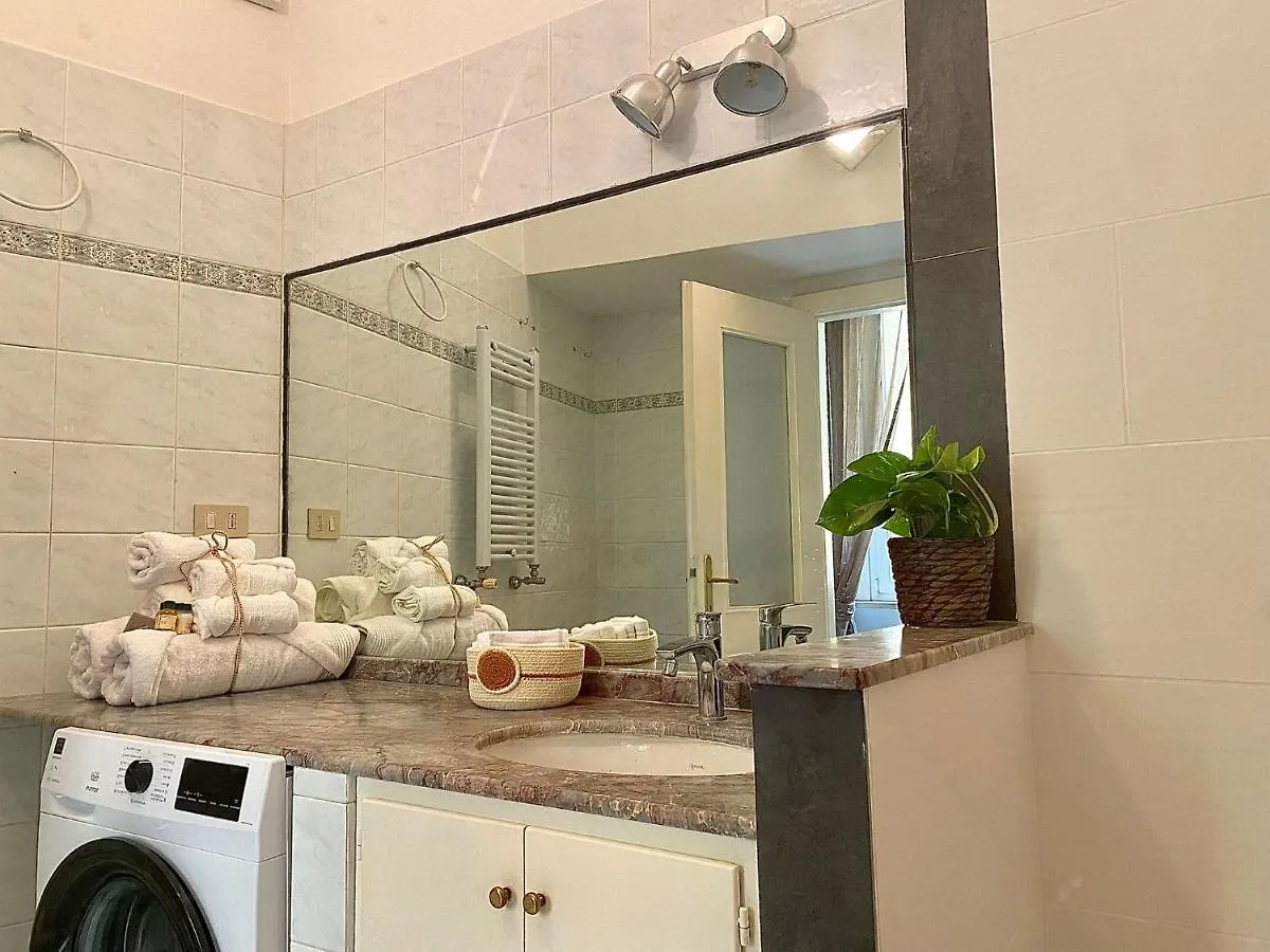 Two-Room Apartment Larocca-Trastevere Rome